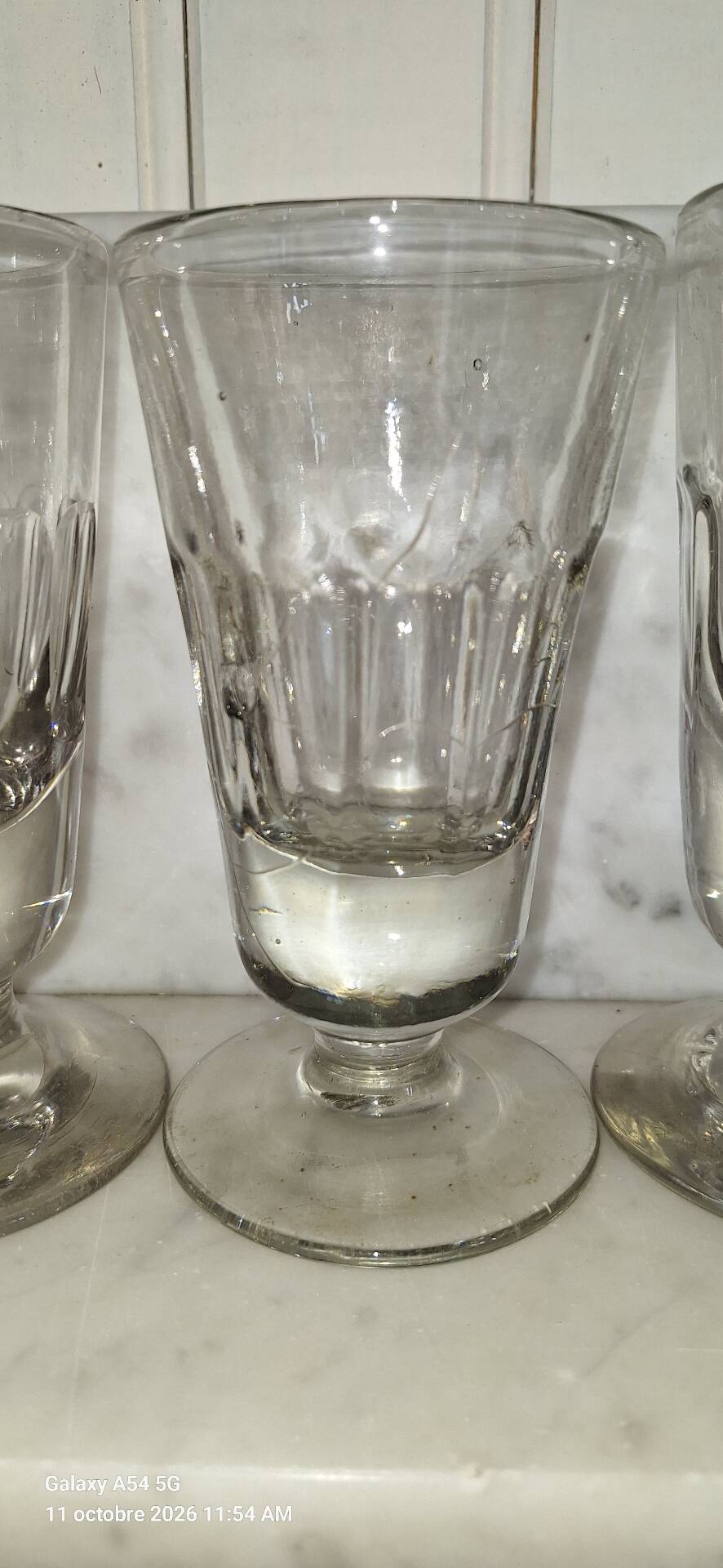set of 6 "bistro" stemmed glasses