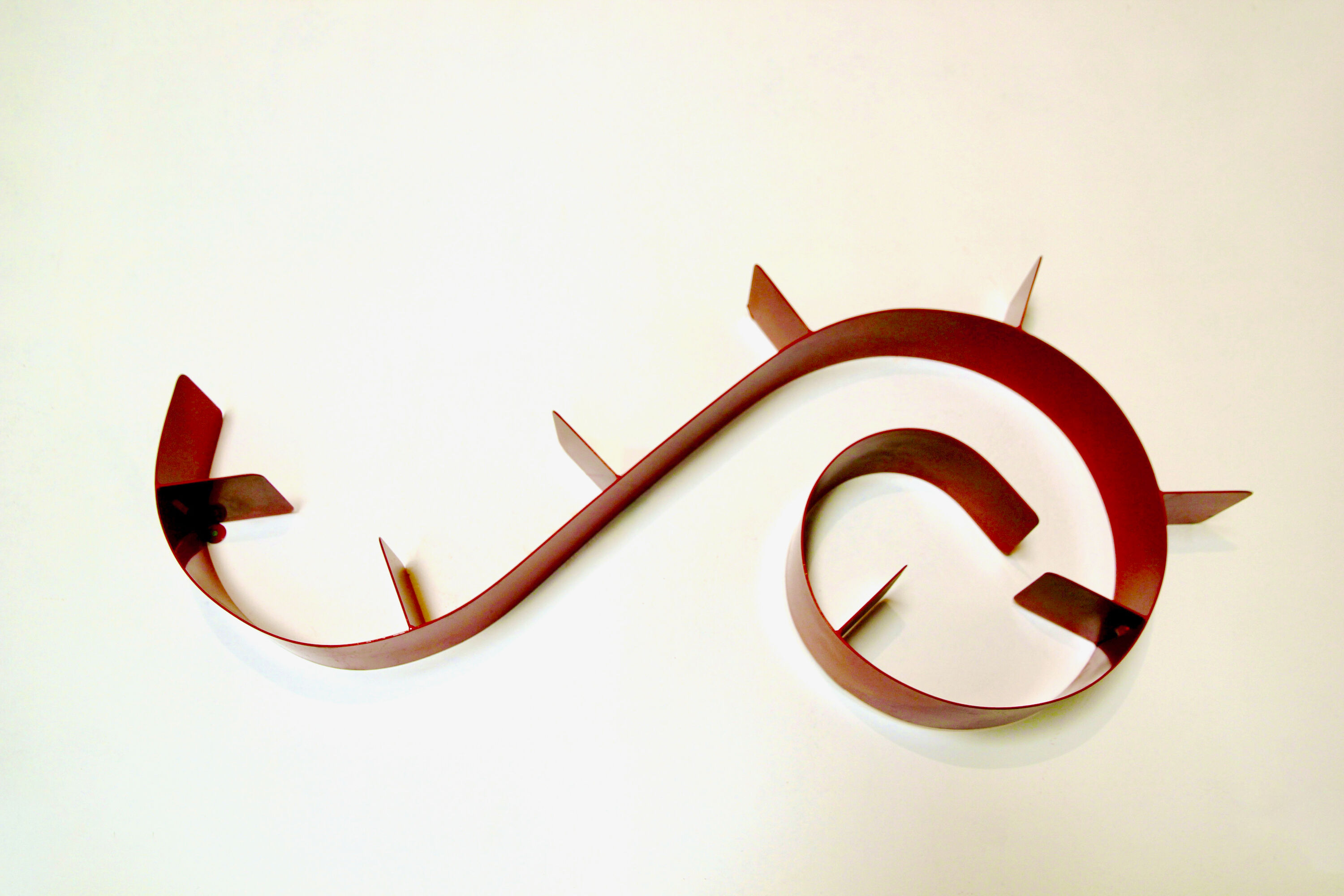 Curved wall shelf, Bookworm type