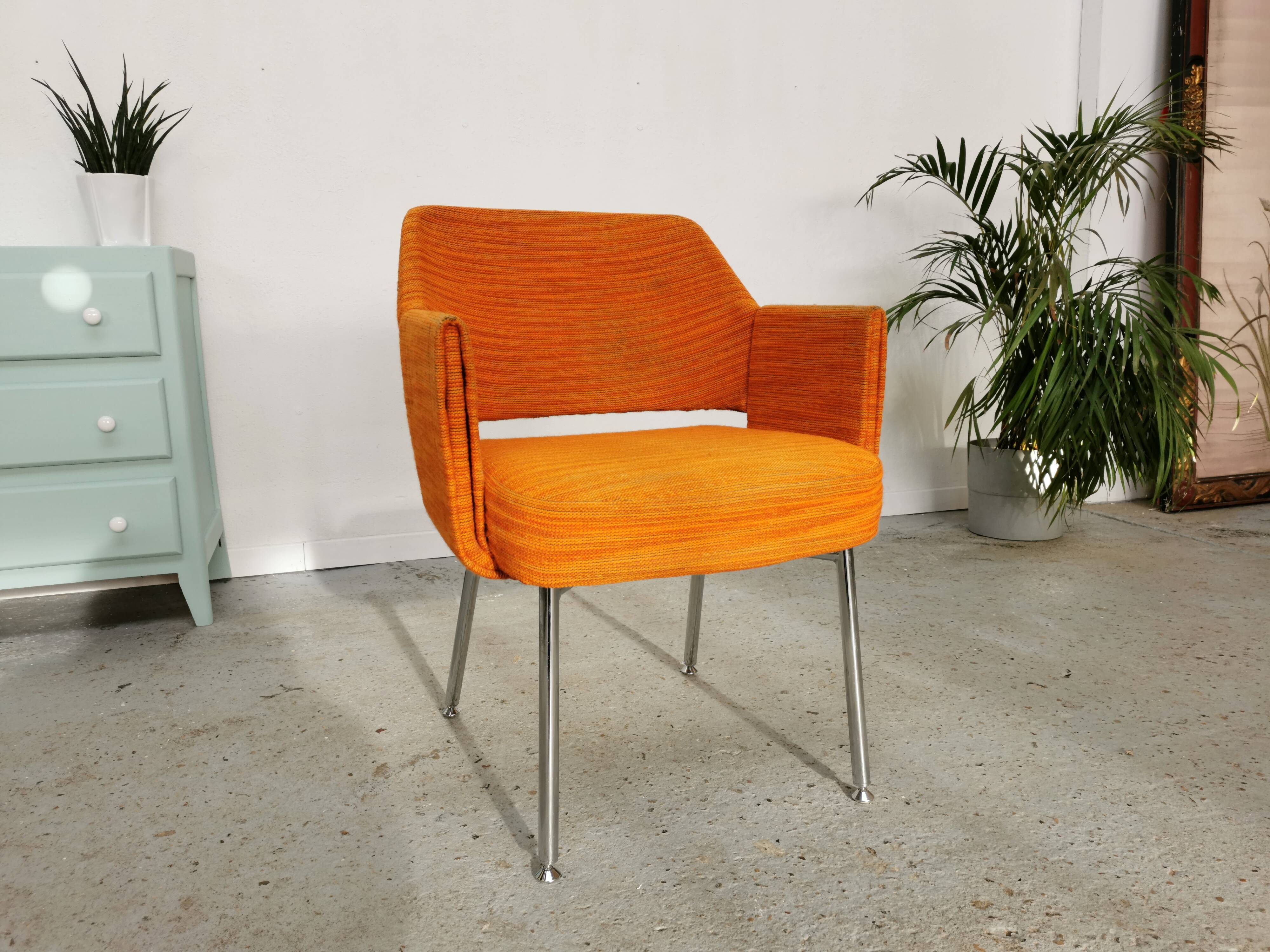 Vintage Airborne "Deauville" chair