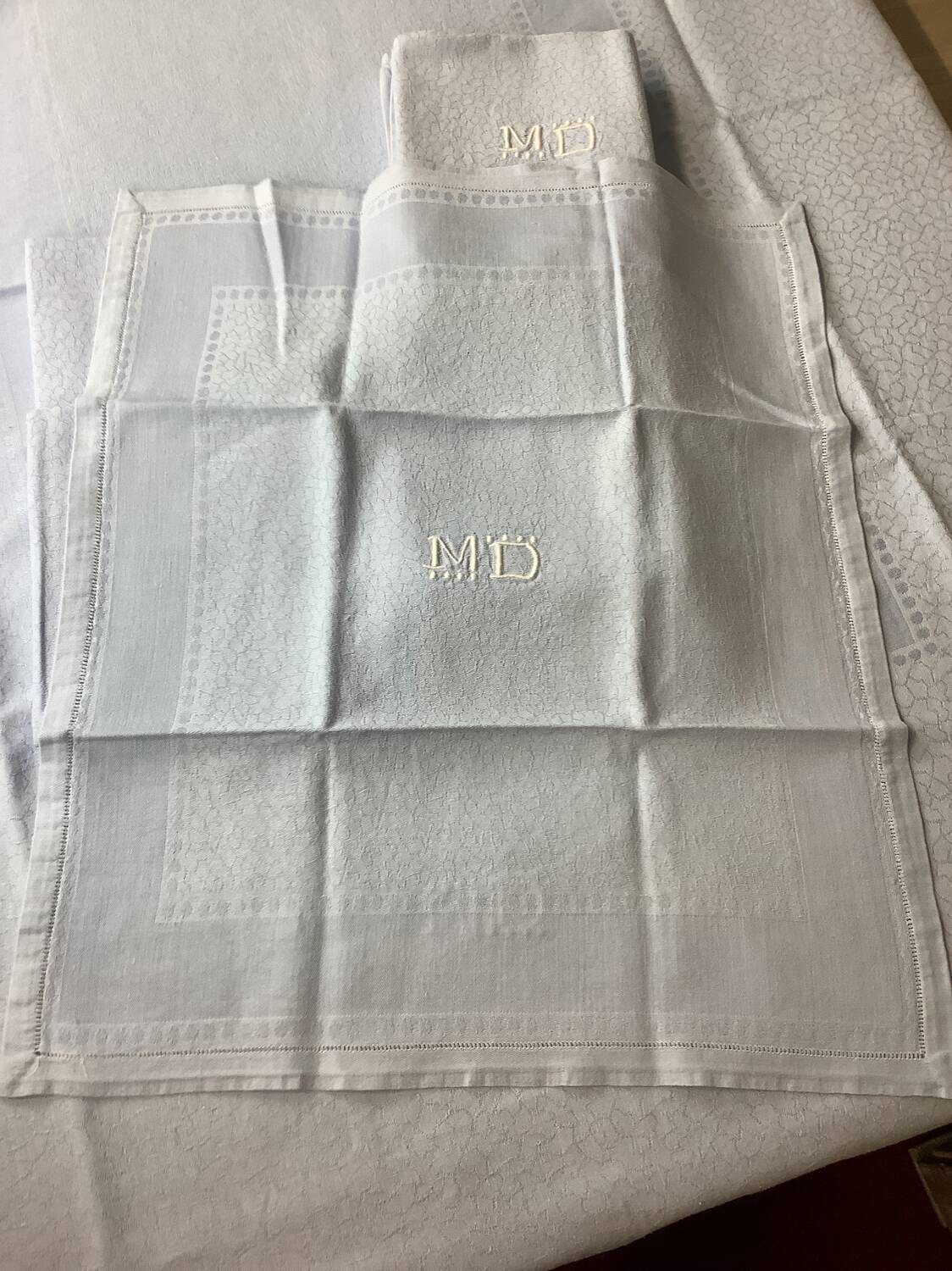 Vintage nappe & serviettes damassés monogramme