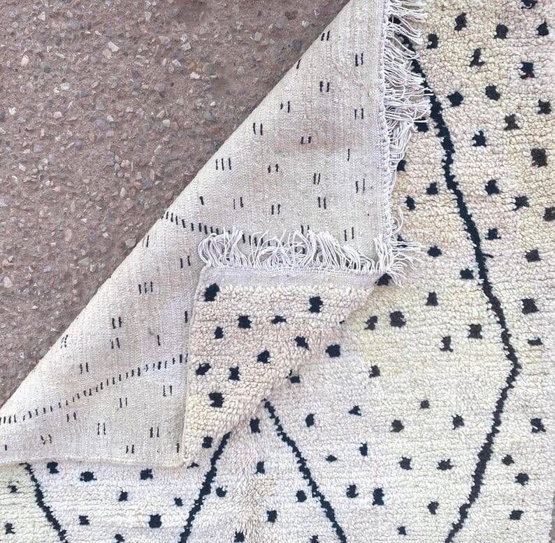 Tapis berbère en laine pure fait main traditionnelle taille 150/250 cm