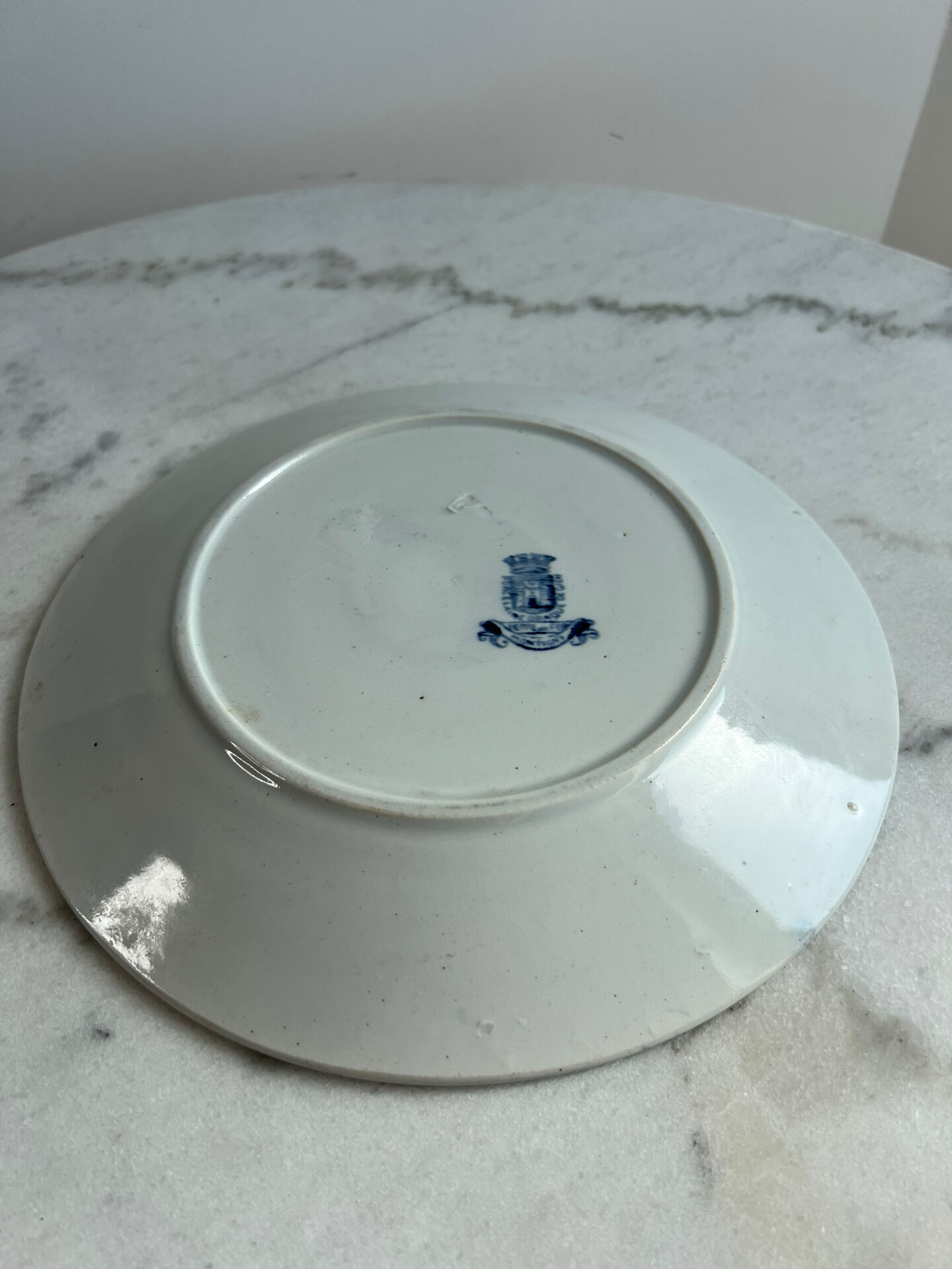 Assiette plate GIEN Terre de Fer — Collection Montigny