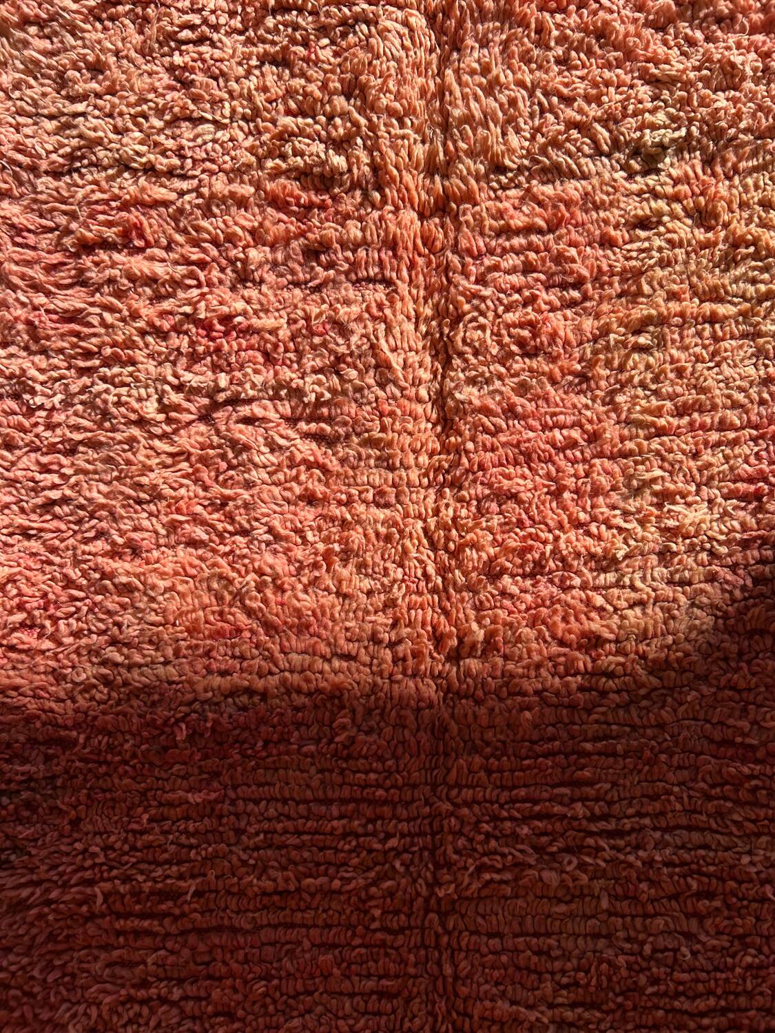 Rug Pink 273x143cm