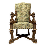 Renaissance ceremonial throne chair with slightly curved back in carved walnut