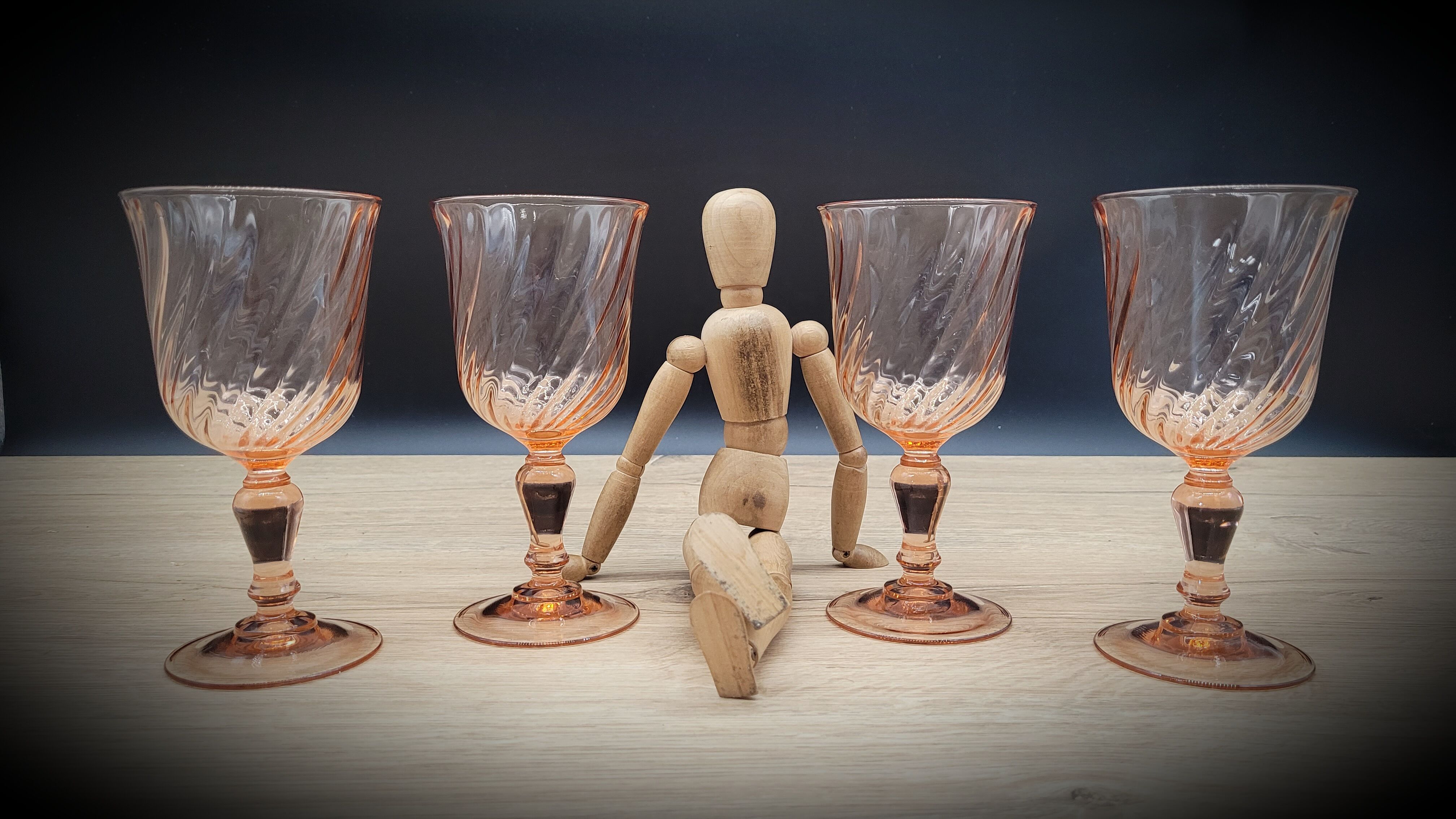 Set 4 verres à vin rose