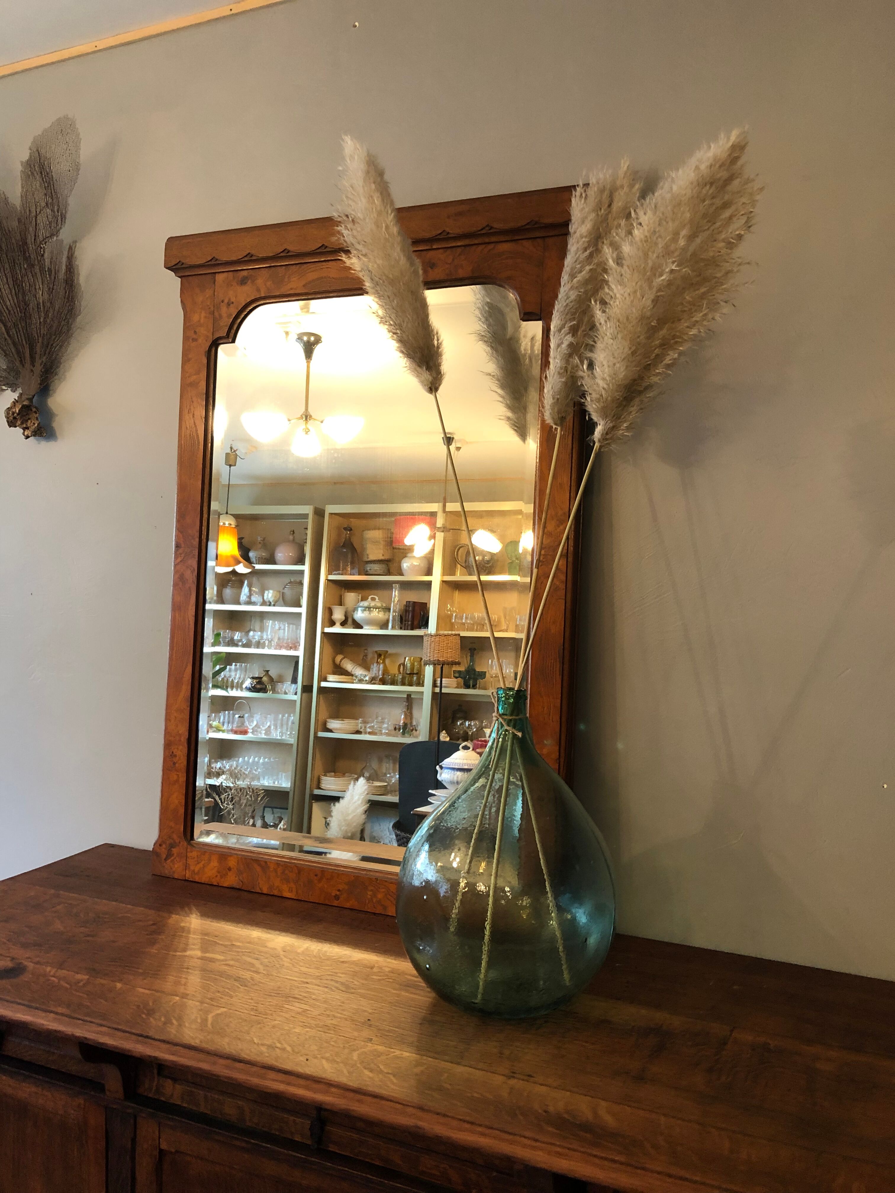 Mirror to pose art deco