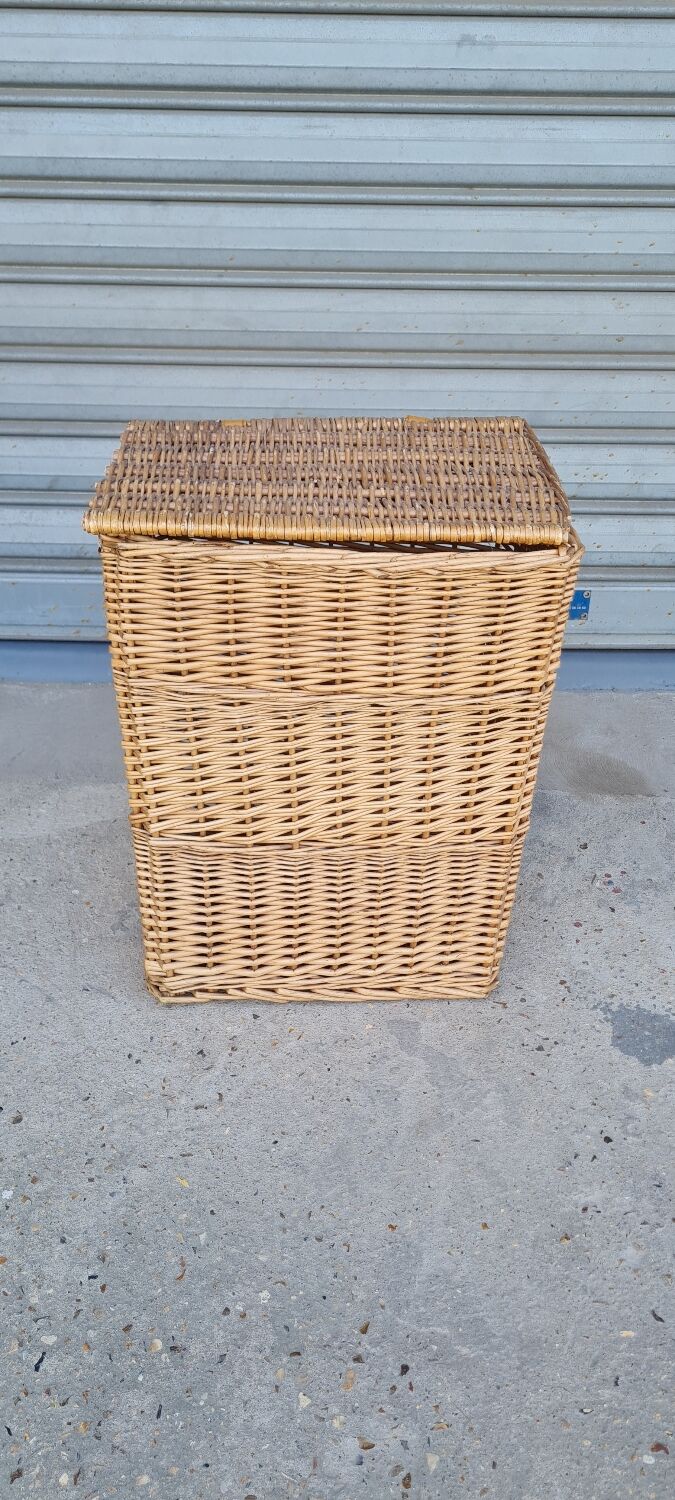 Vintage wicker basket