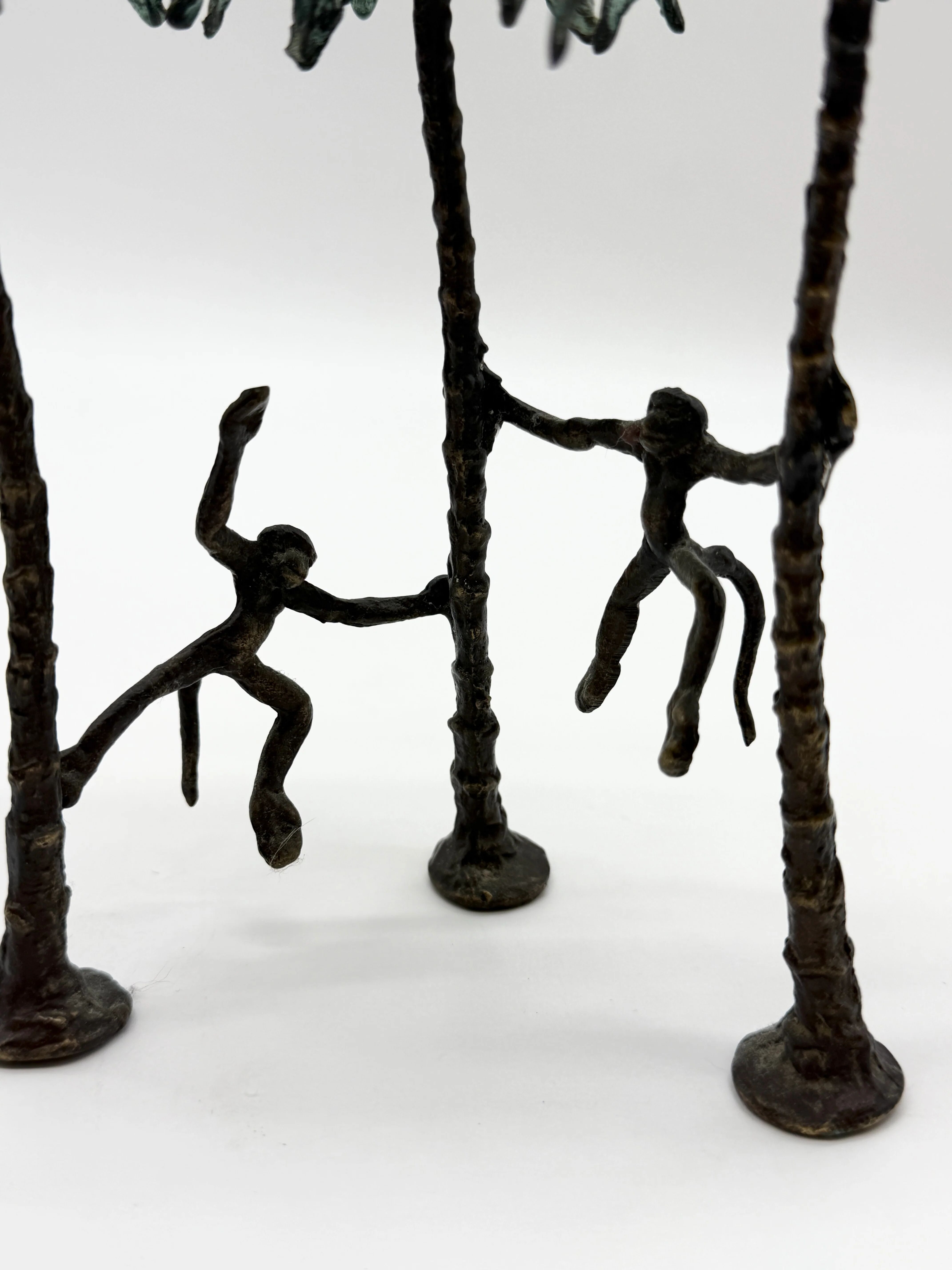 Chandelier "singe" en bronze patiné, 1970s