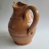 Sandstone pitcher