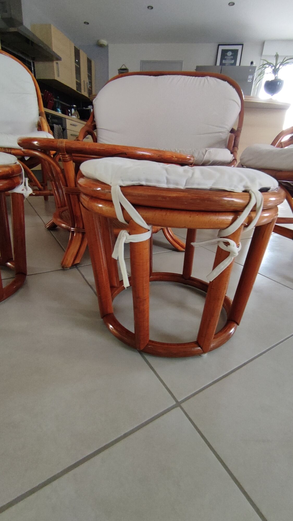 Sofa armchairs and coffee table in vintage rattan of six pieces
