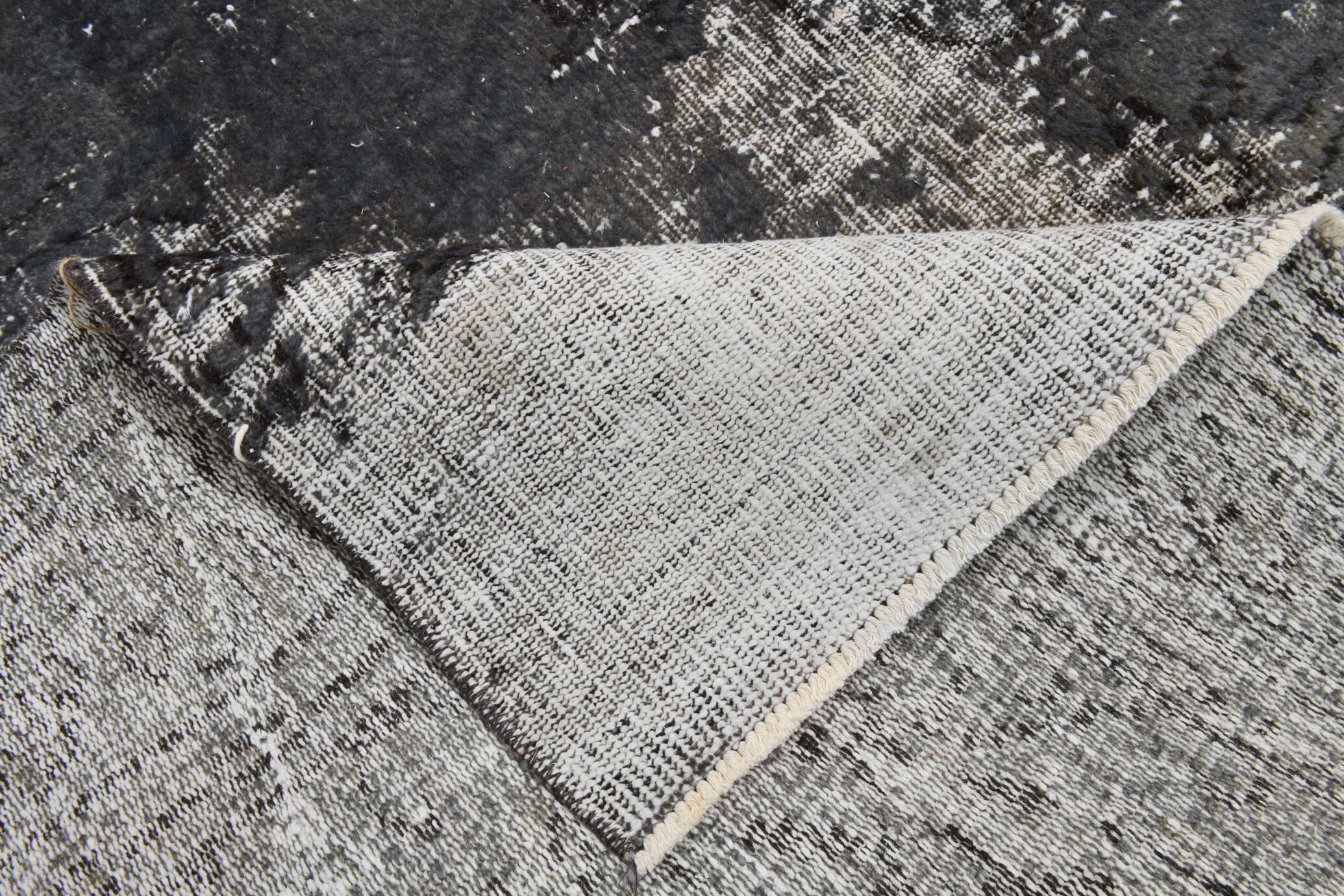 Gray & blue tones distressed carpet 285x187cm