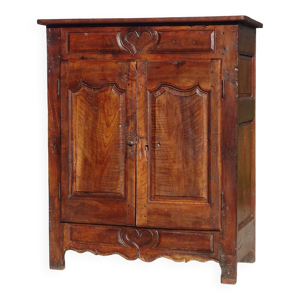 Très ancien meuble de