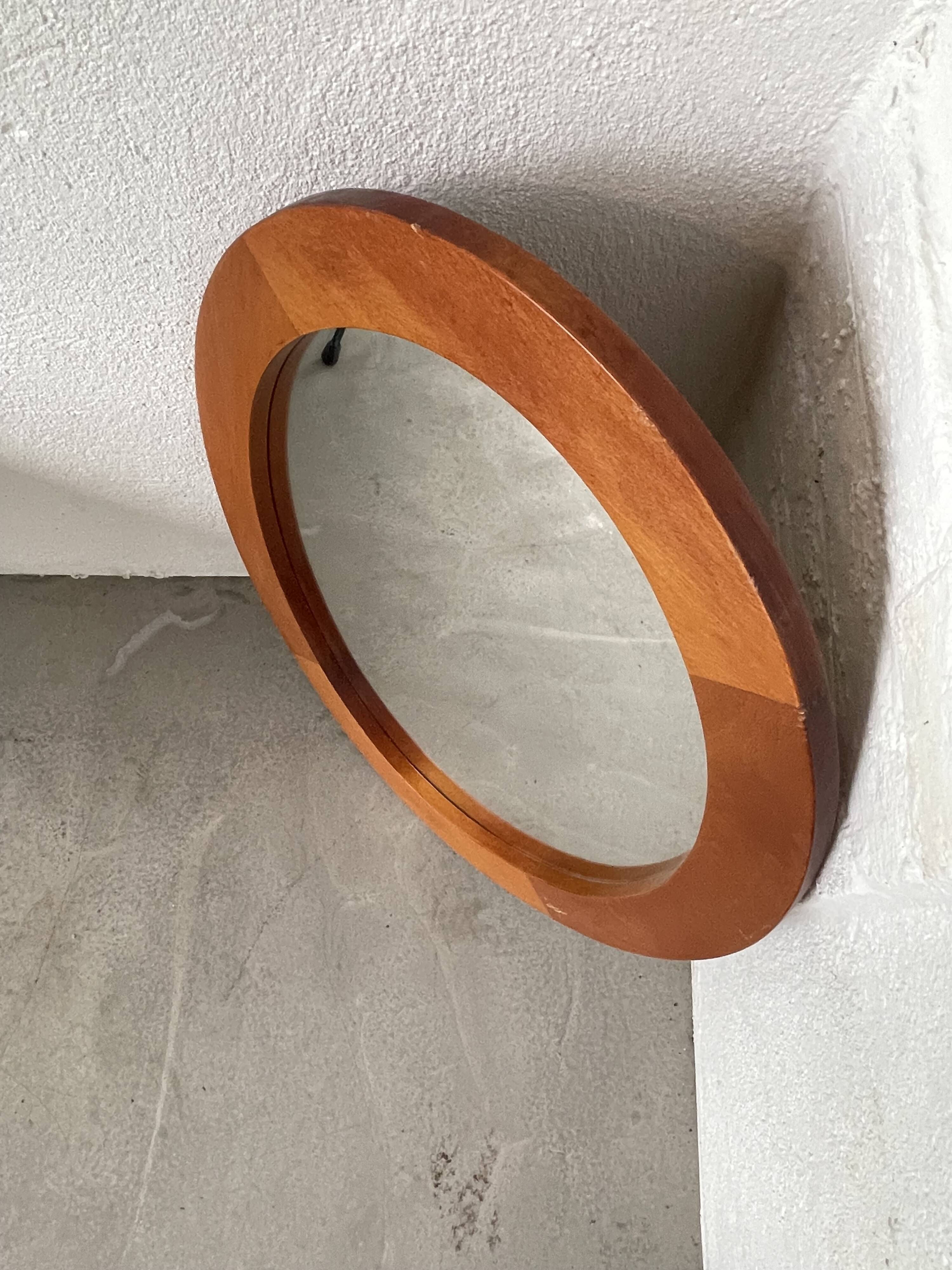 Oval cherry mirror