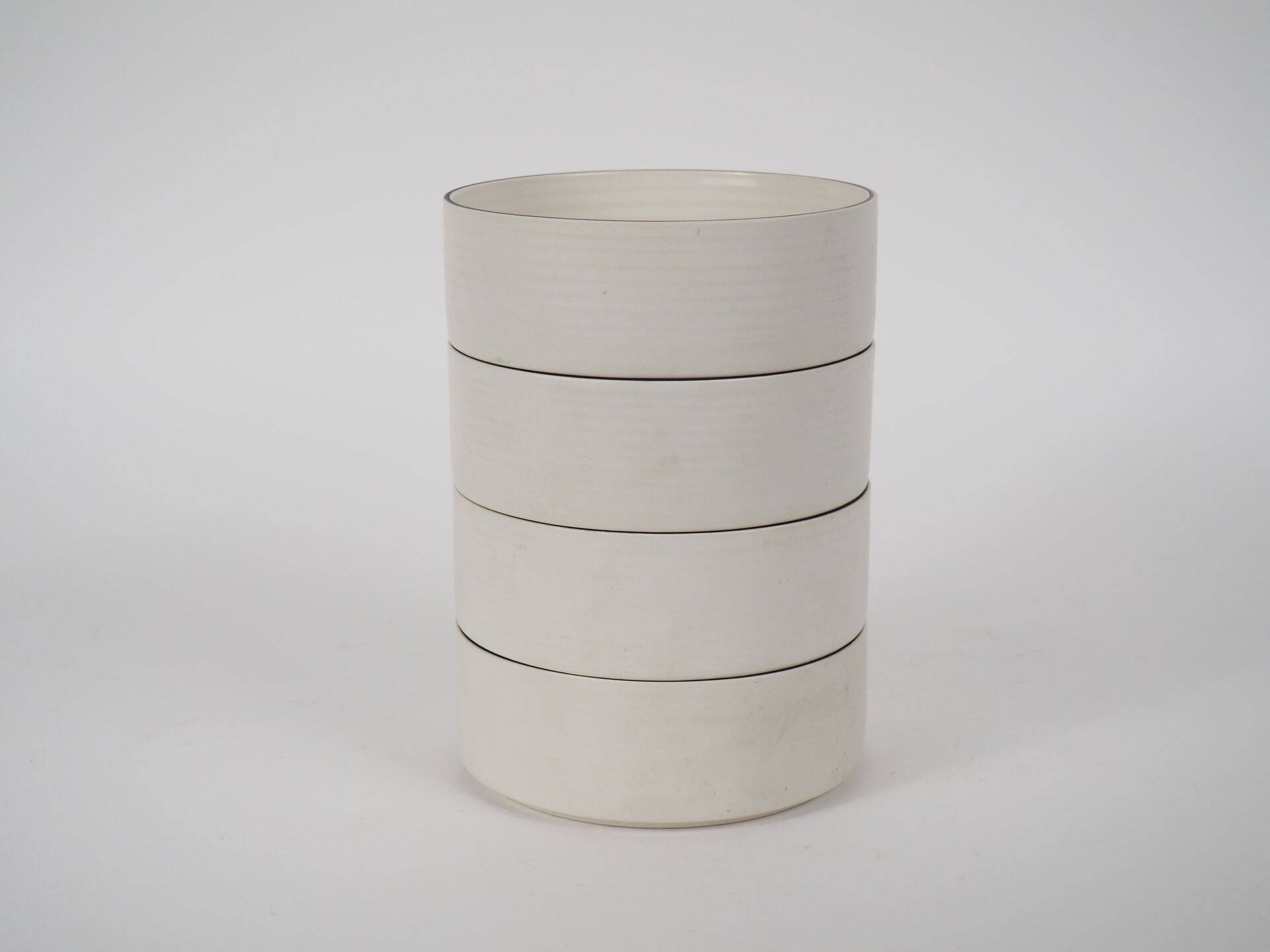 x4 Franco Pozzi Vintage Bowls – White ceramic with black rim