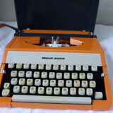 Typewriter Madi 2000 1970