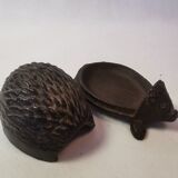 Vintage cast iron key/jewelry storage box. hedgehog shape