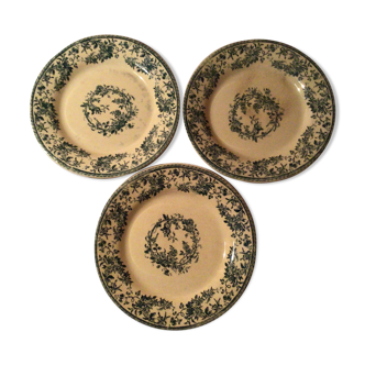 Lot of 3 plates iron earth model bouquet of roses well