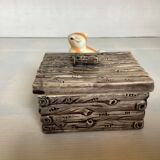 Zoomorphic squirrel box empty pocket