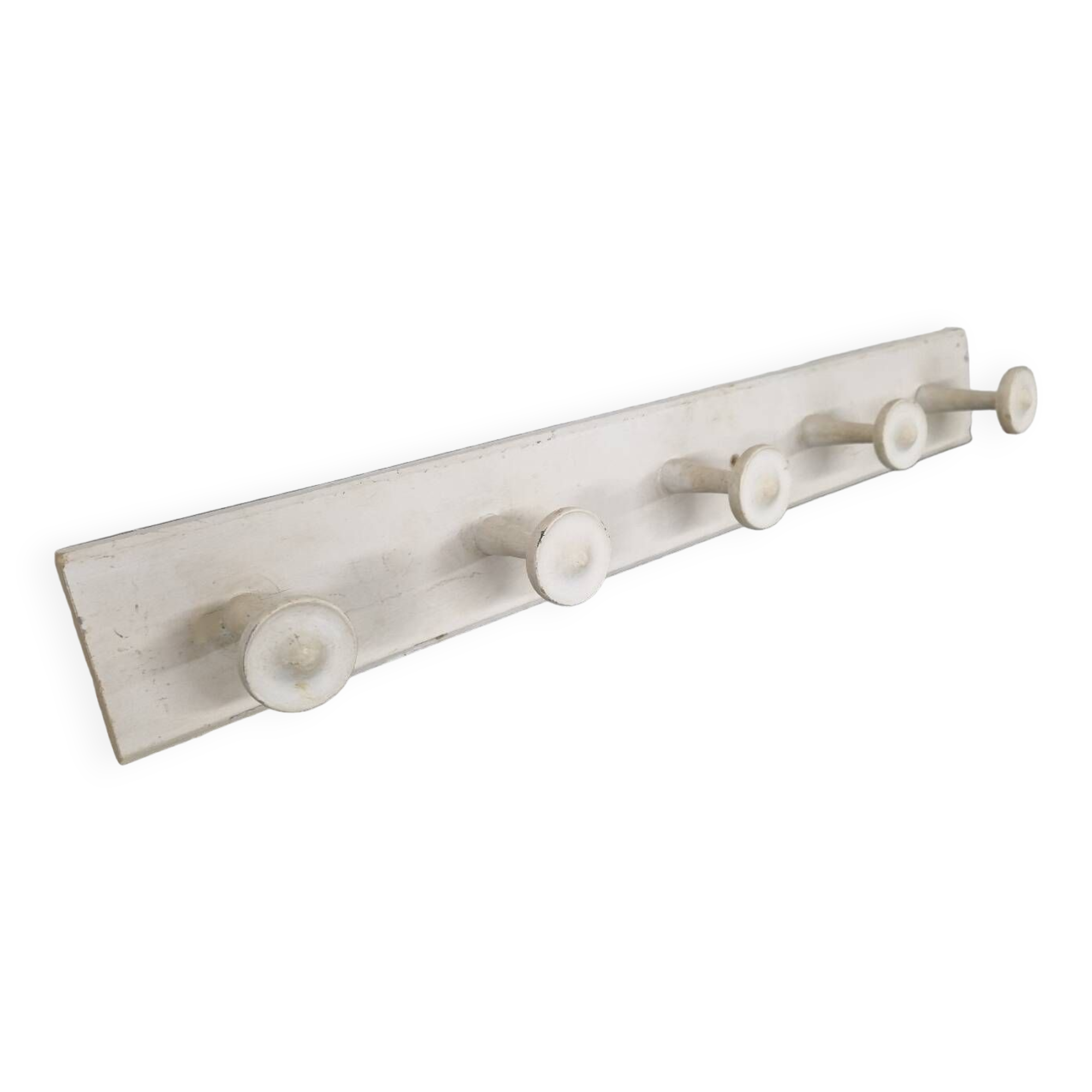 Wall coat rack