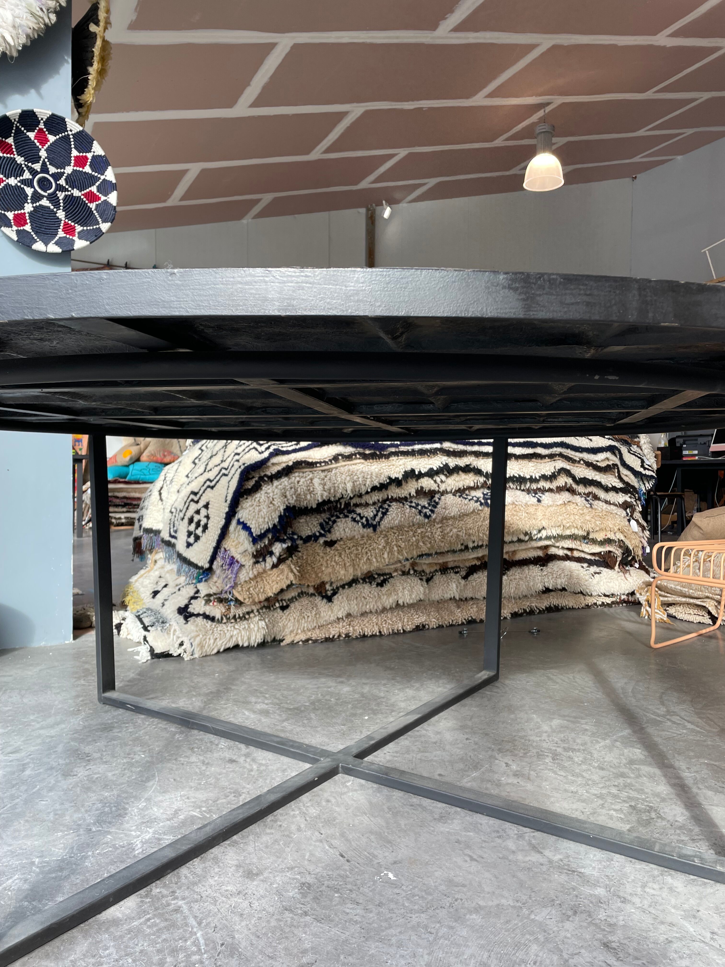 Round table zelliges handmade fish scales 12 people
