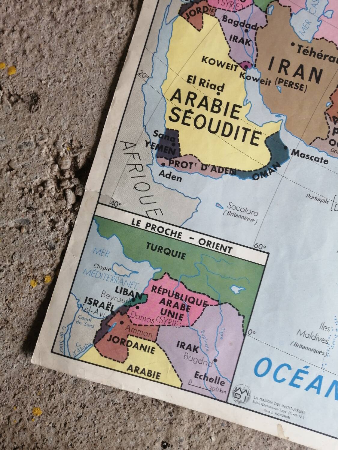 Vintage school map mdi Asia USSR - South America.