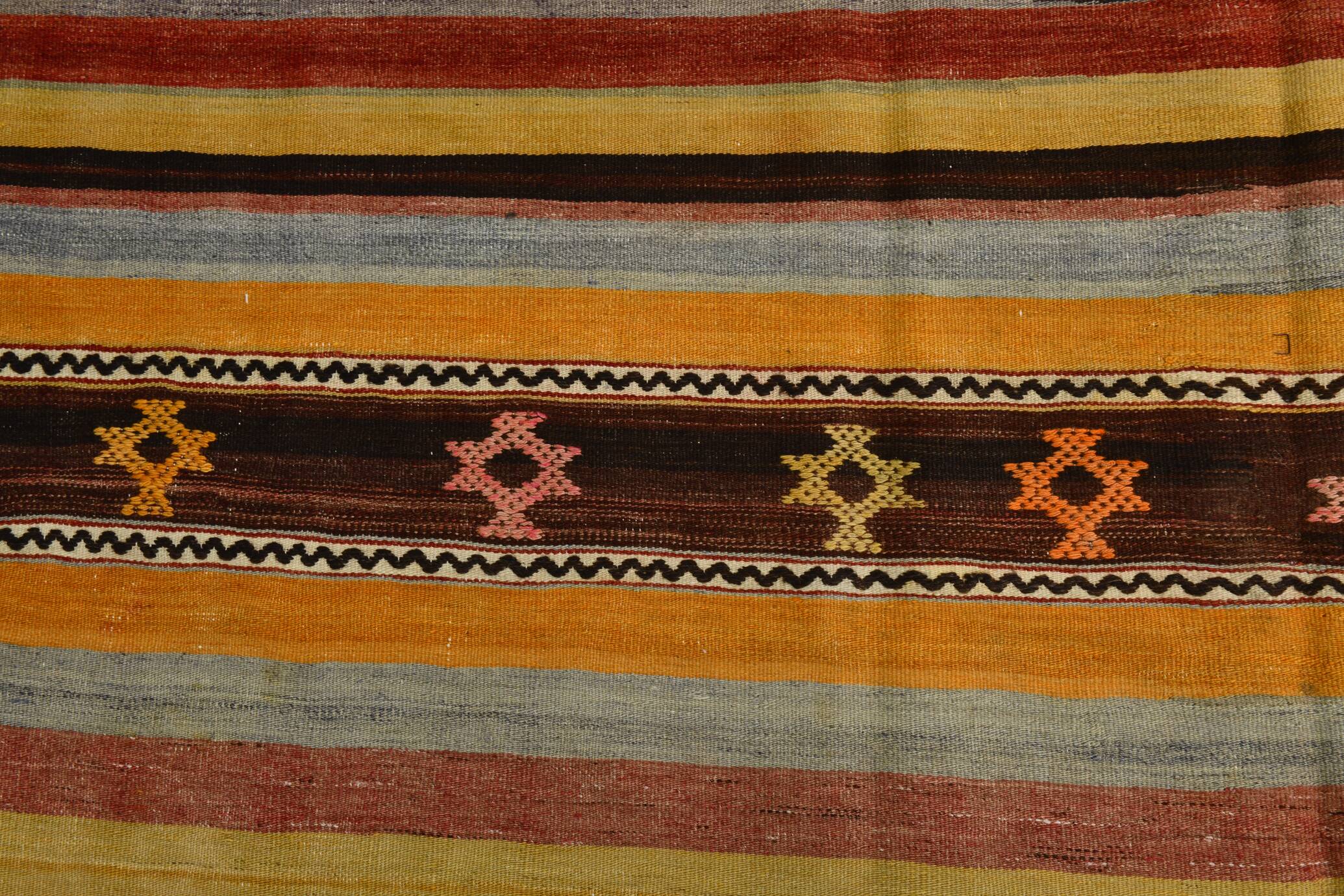 Tapis kilim vintage turc rayé multicolore à motifs géométriques, 190x320 cm