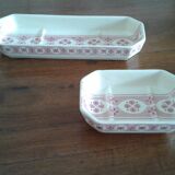 pair carries soap . faience sarreguemines