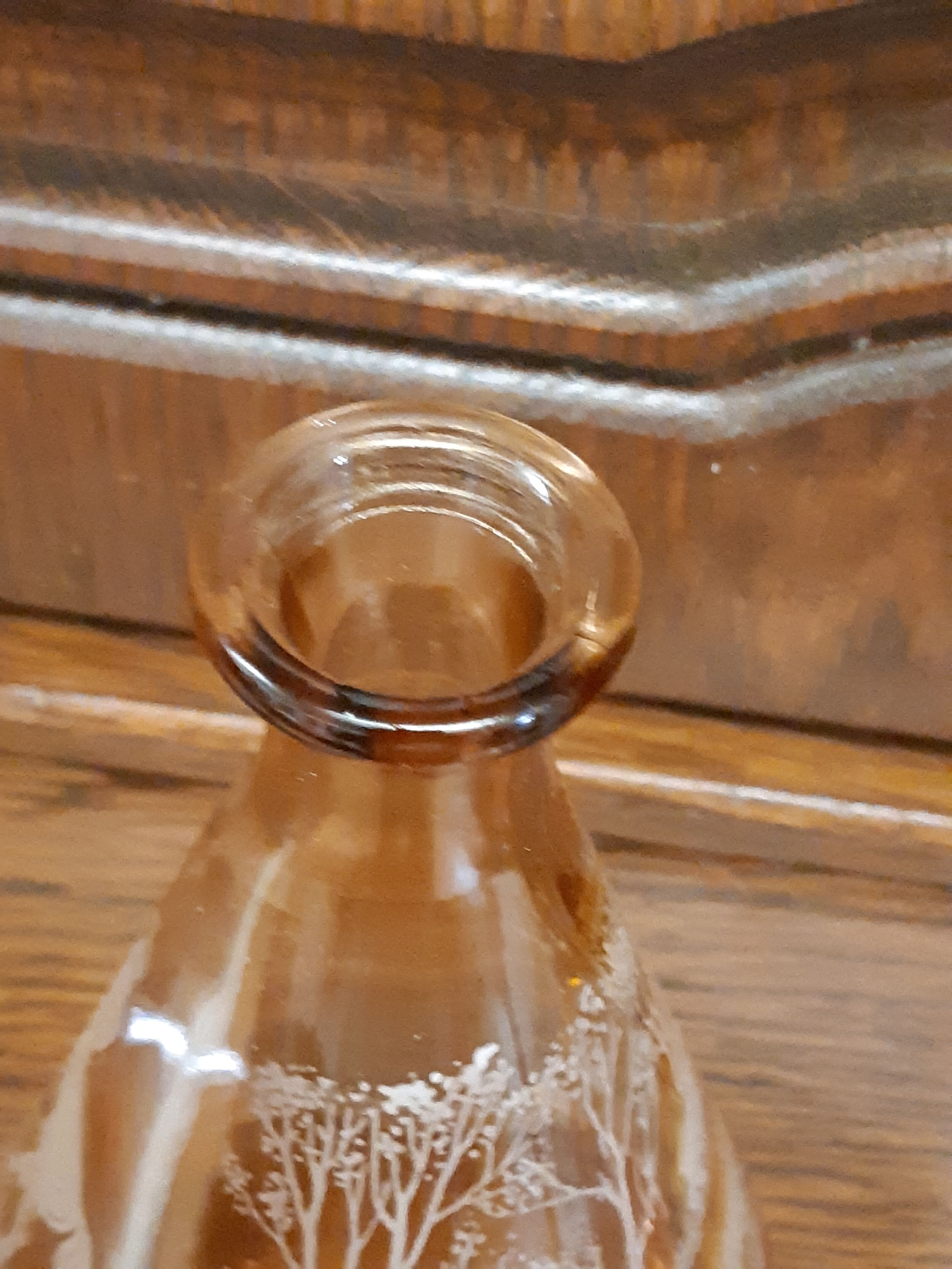 Moulded blown glass decanter with equestrian fox hunting décor, belle époque