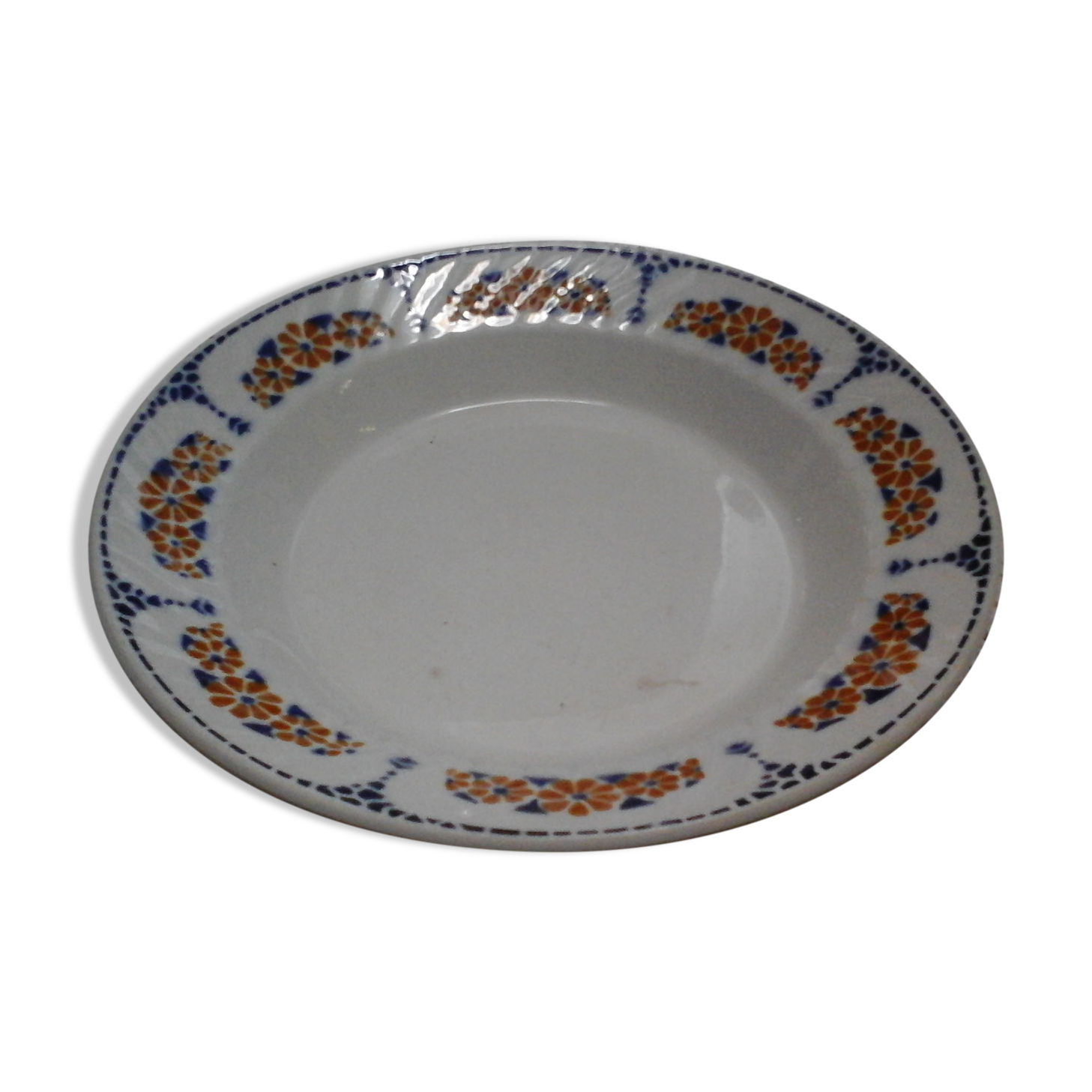 Hollow dish St Amand