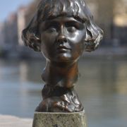 Suzy De Grauw, Head of a Girl (1918)