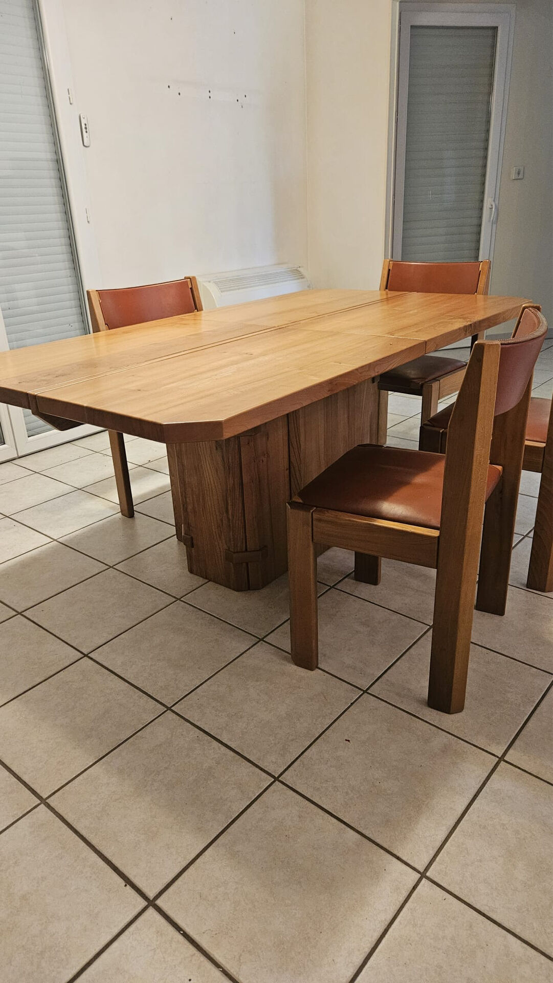 Dining table Luigi Gorgoni