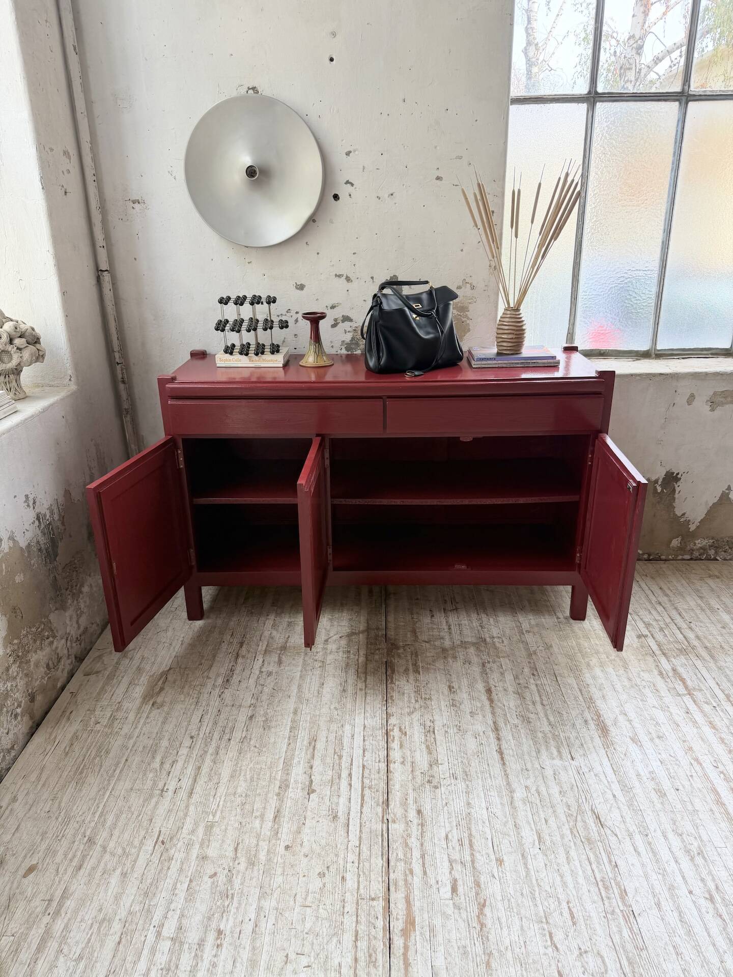 Red lacquered enfilade 1970 160cm