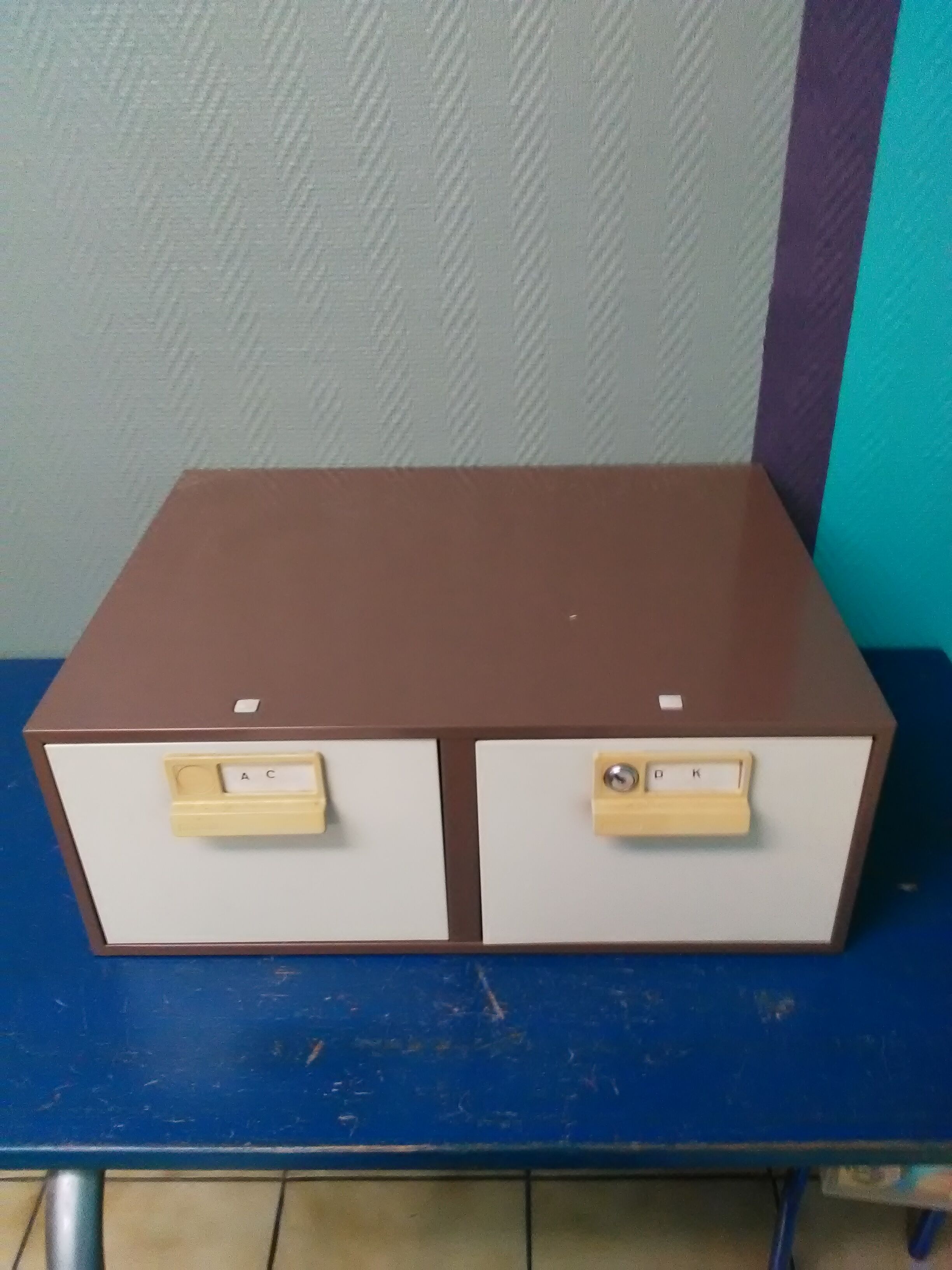 Industrial filing cabinet