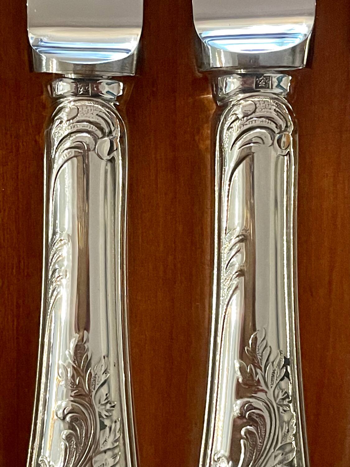 Christofle marly 12 marly knives 19.5 cm superb condition