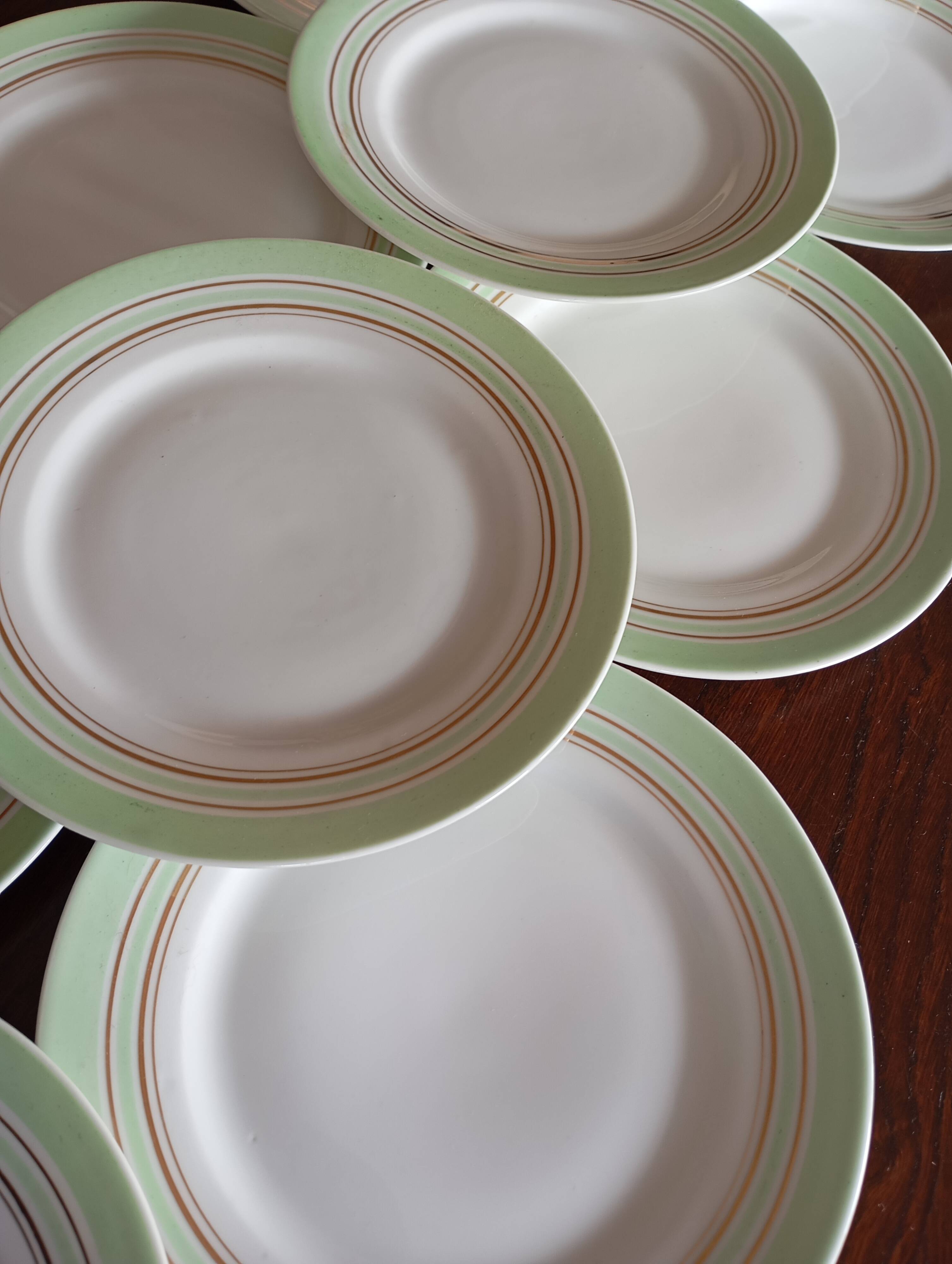 12 assiettes à dessert Descotte Reboisson & Barranger (D.R.B.) Limoges