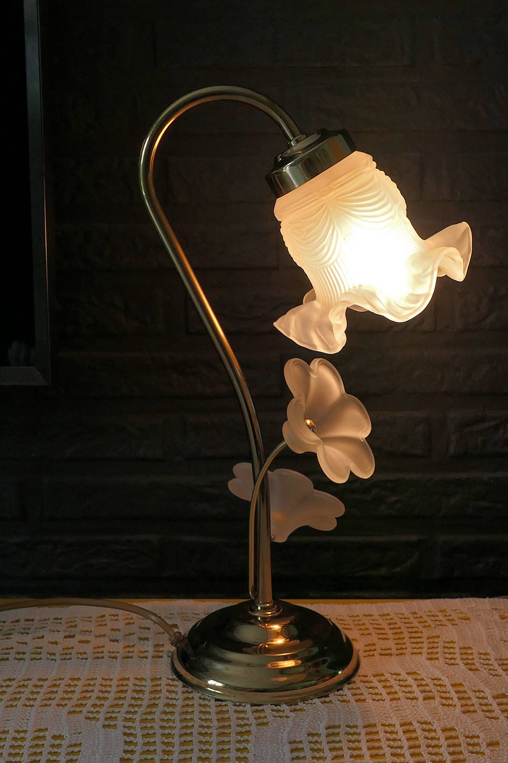 1980s swan neck table lamp