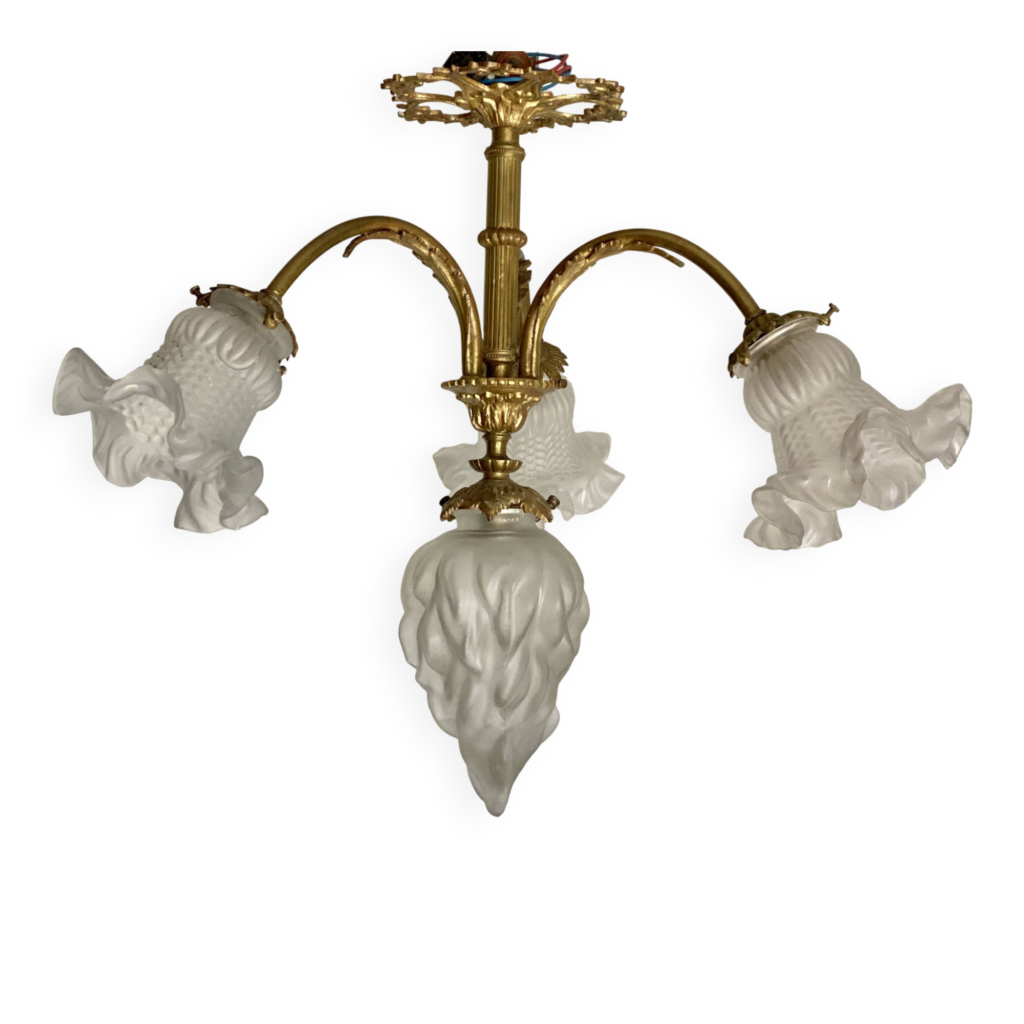 Fine gilded bronze lustre from the late 19th century.