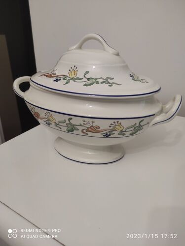 Oval incense tureen