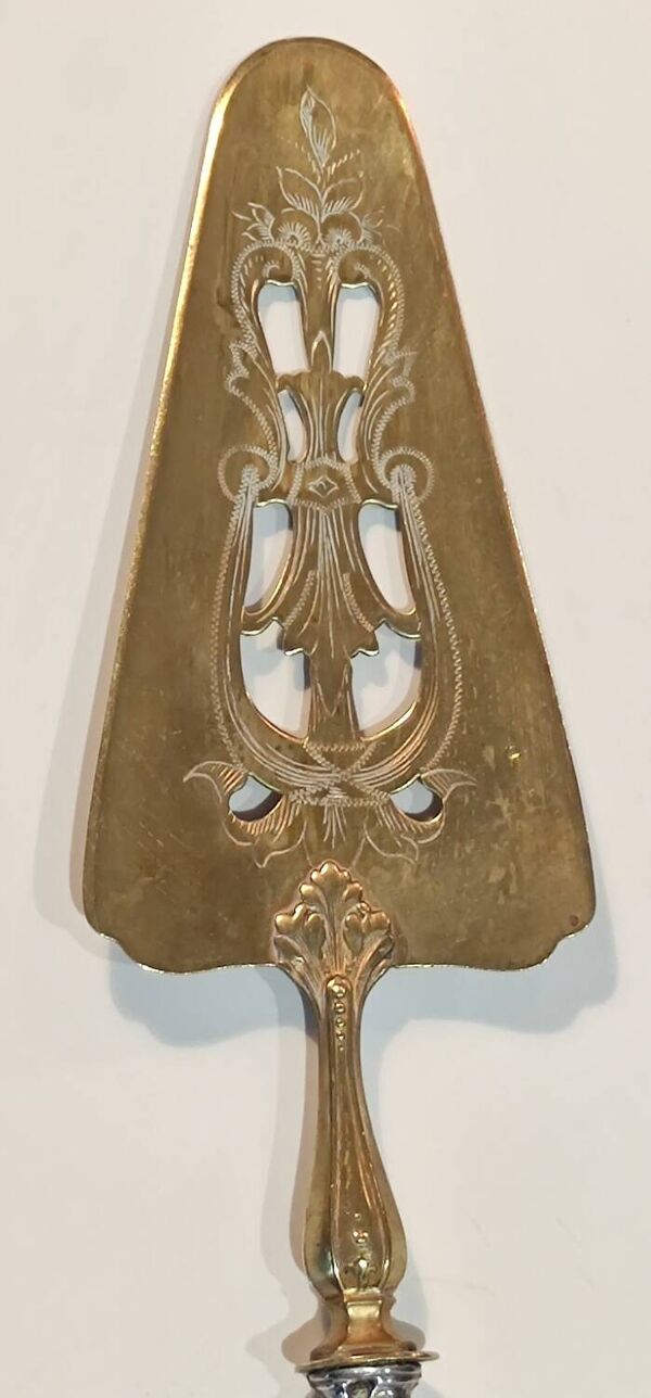 Ancienne Pelle/Couvert