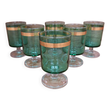 6 emerald green stemmed water glasses with gold rim Luminarc