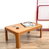 Gilac coffee table