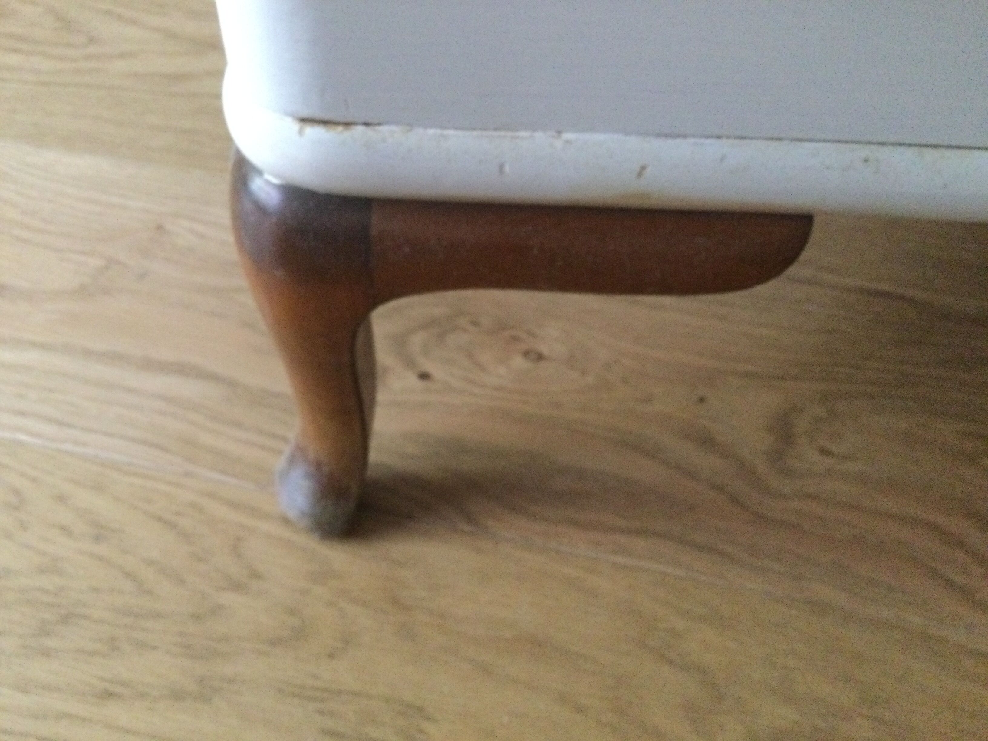 Commode suédoise