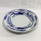 Large Chinese porcelain dish
