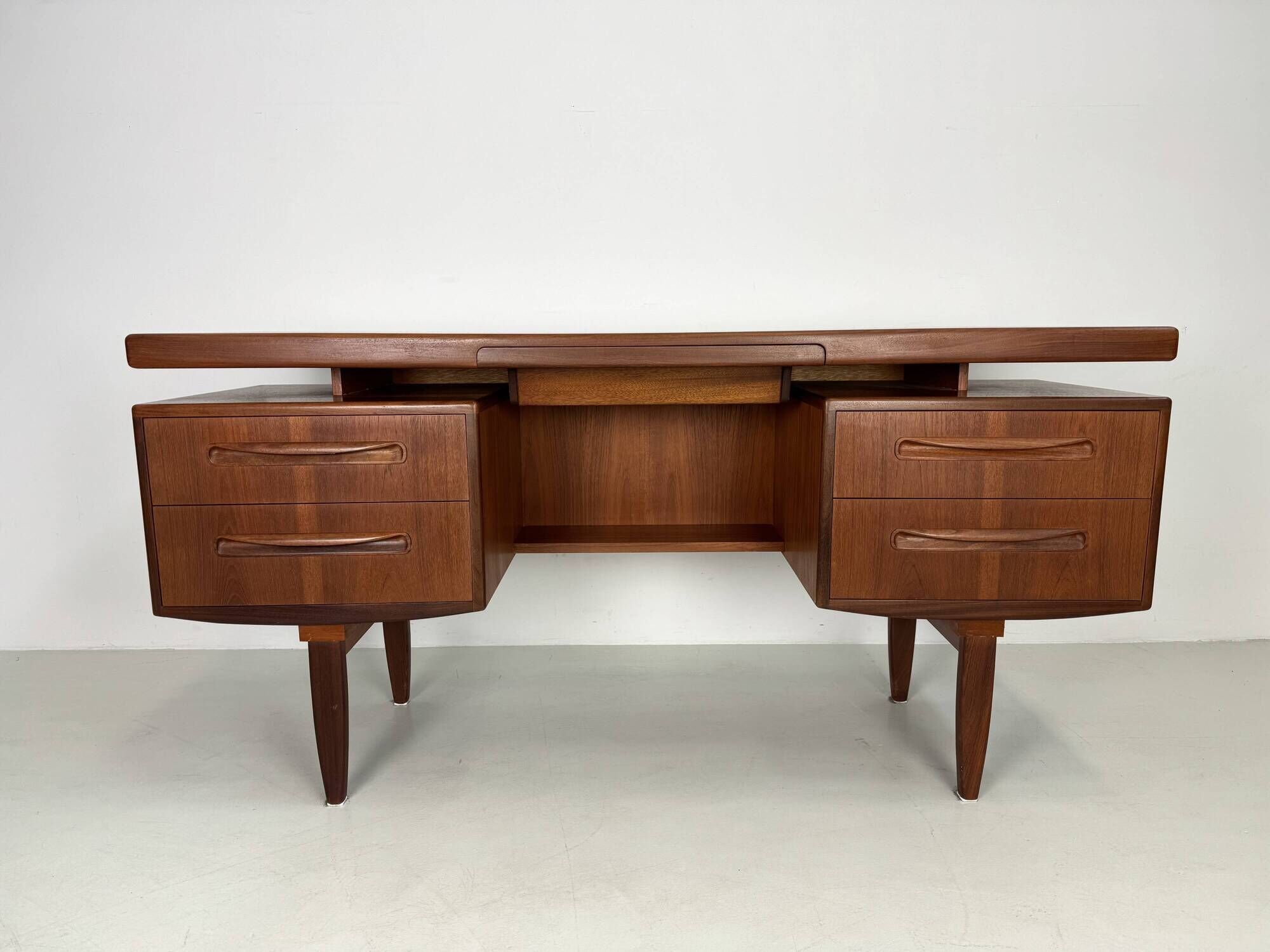 Vintage desk by G-Plan from the Fresco series by Victor Wilkins.