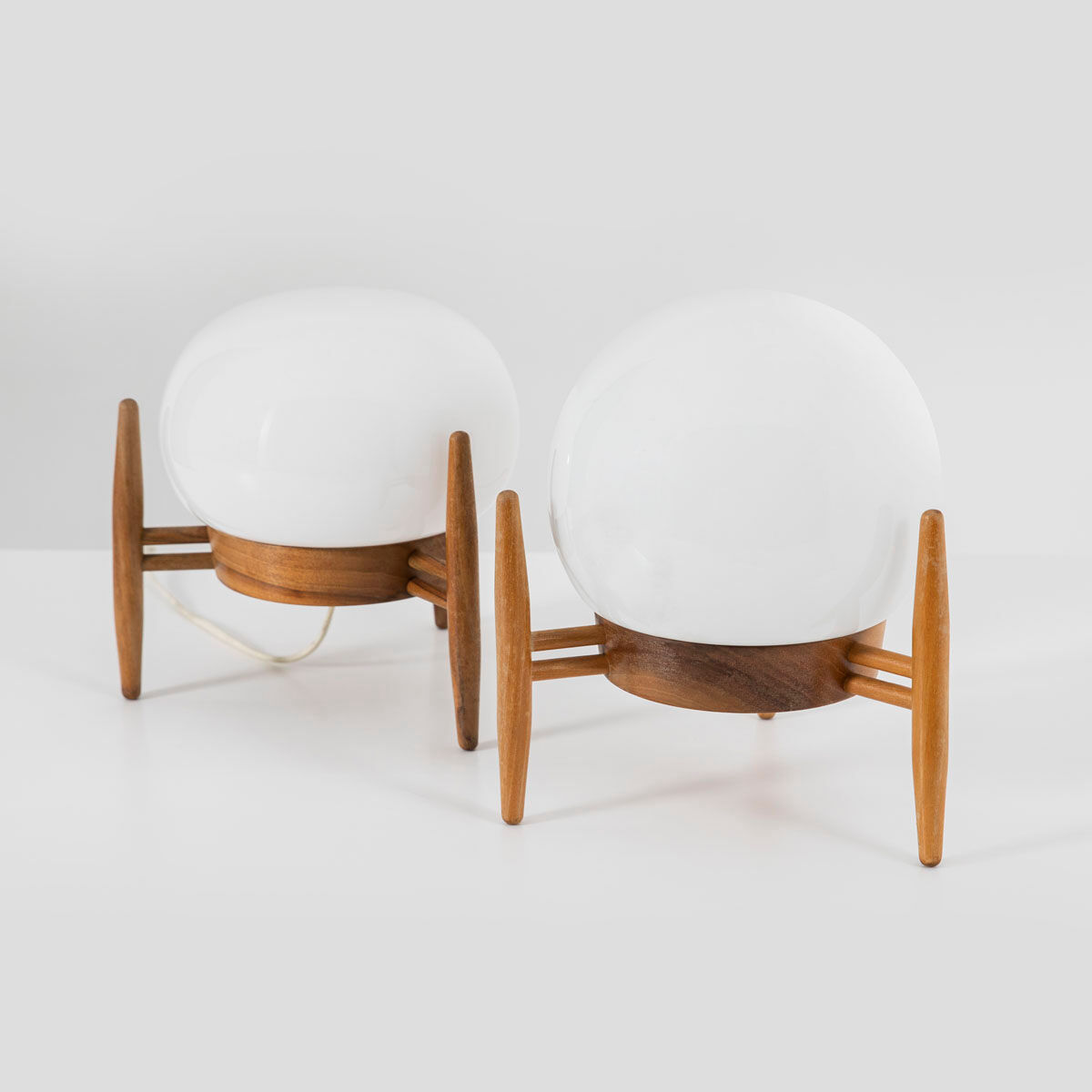 Wood and glass table lamp by Uluv