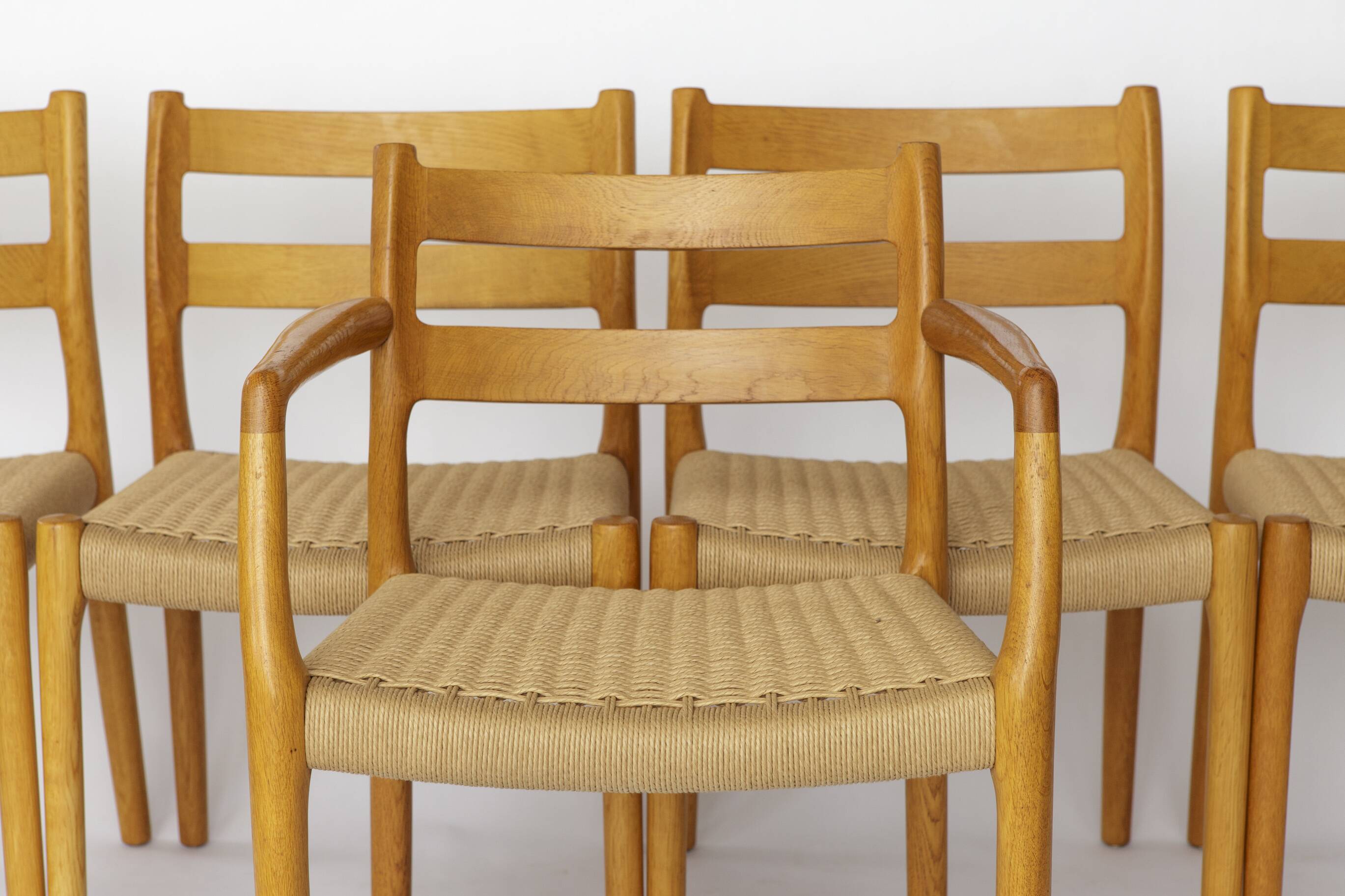 Set of 6 Niels Otto Møller Model 84 Dining Chairs in Oak | Danish Vintage