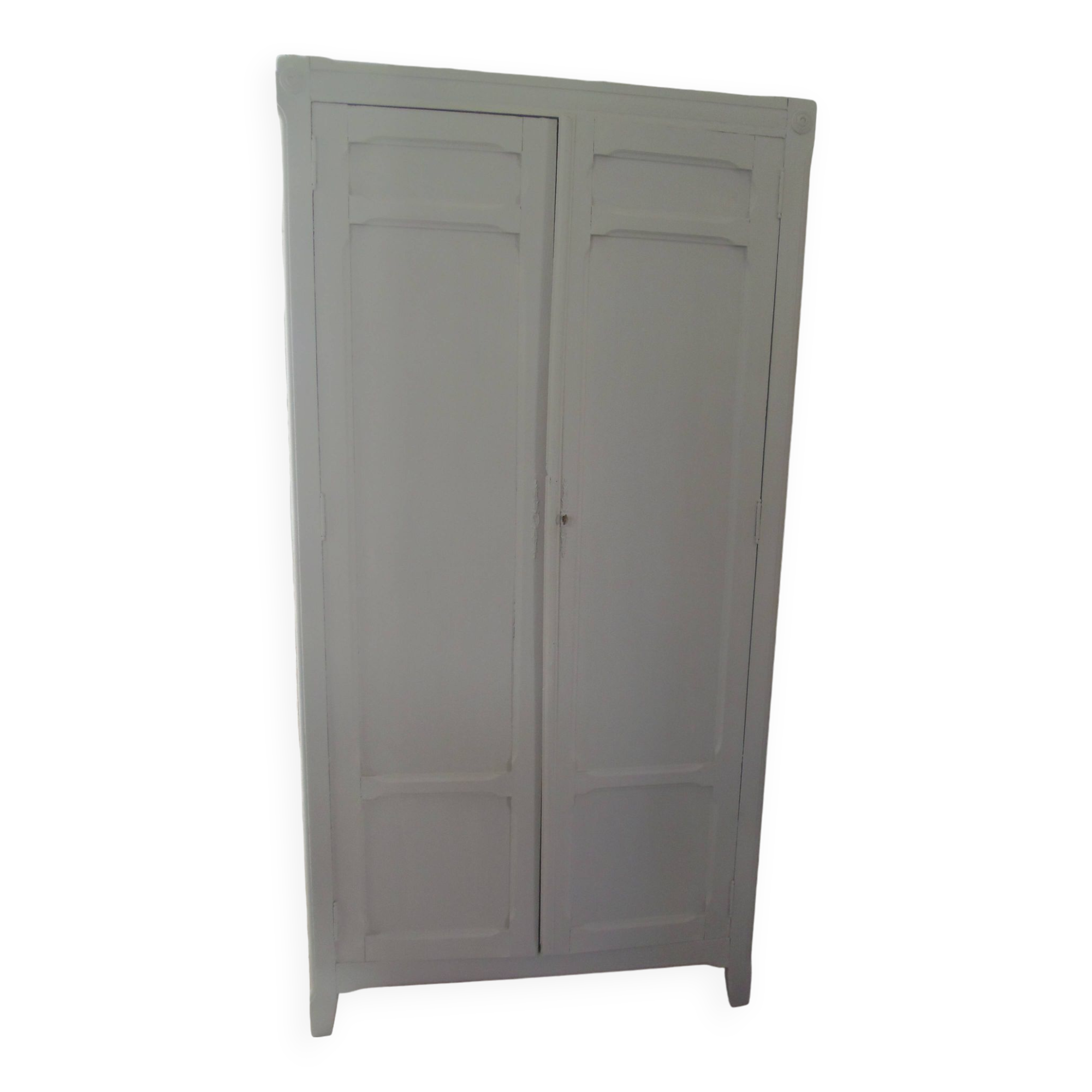 Vintage Parisian wardrobe, 2 doors re-enchanted in pearl gray.