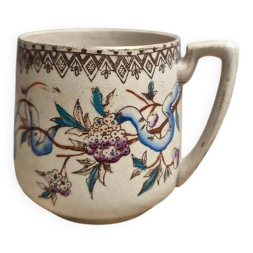 Antique ironstone cup – Japonese decoration – late 19th century