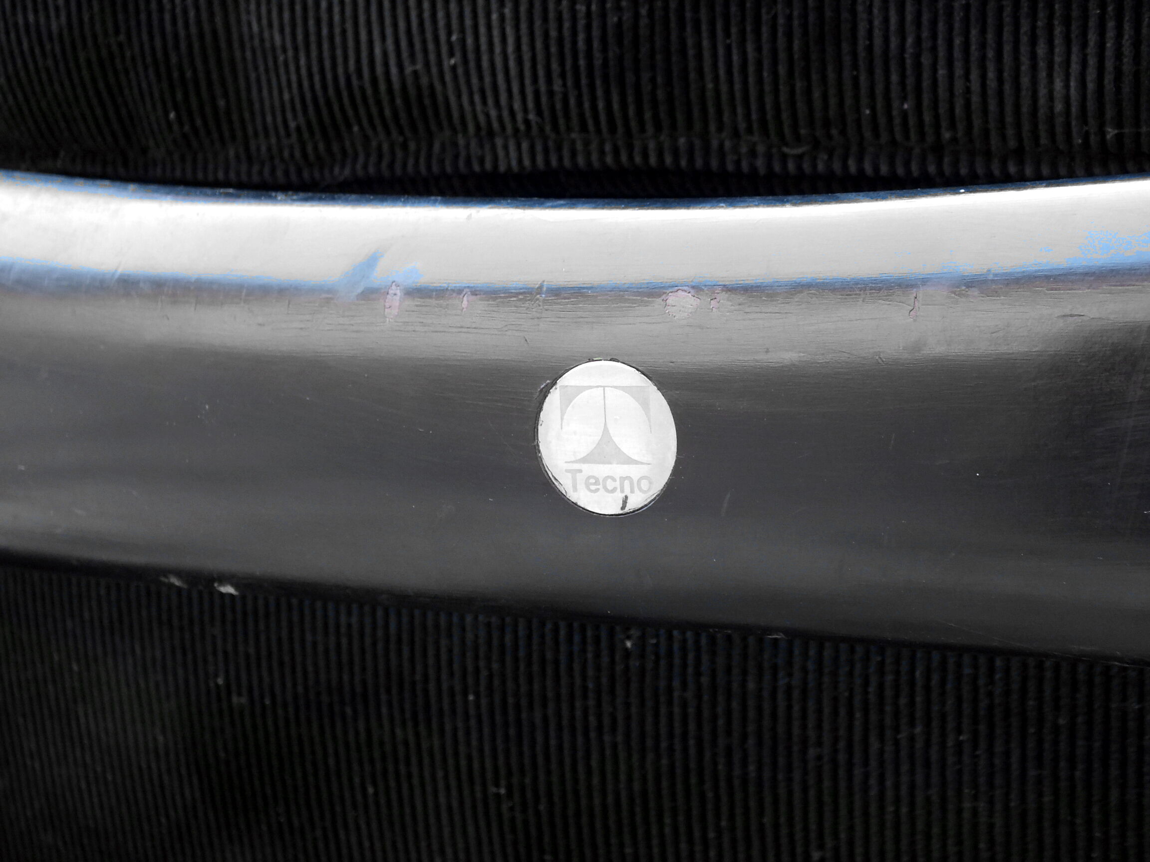 Osvaldo Borsani design, armchair ottoman Canada Tecno years 65