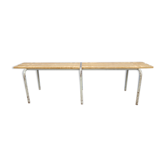 Ancien banc scolaire